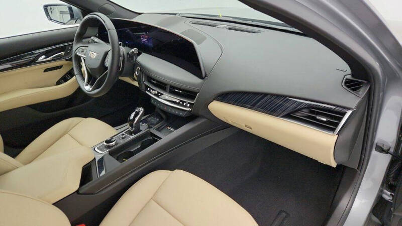 2025 Cadillac CT5 Premium Luxury