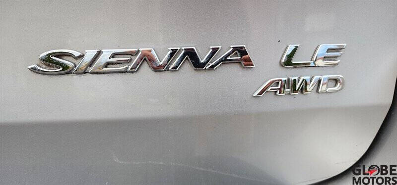 2004 Toyota Sienna LE 7 Passenger