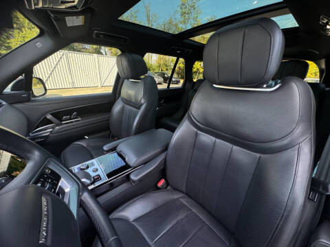 2023 Land Rover Range Rover P530 SE