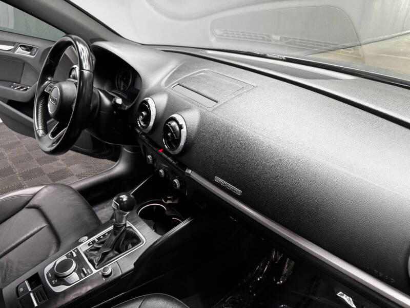 2017 Audi A3 Sportback e-tron 1.4T Premium