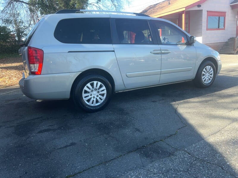 2014 Kia Sedona for sale at Garrison Auto Sales in Gastonia NC