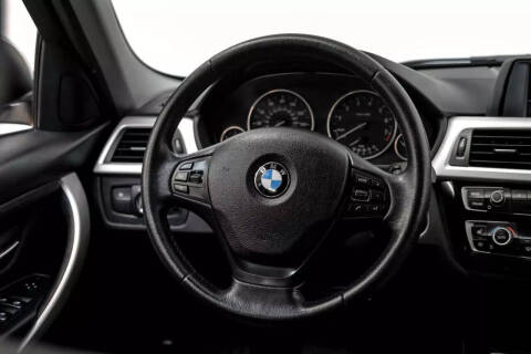 2017 BMW 3 Series 320i