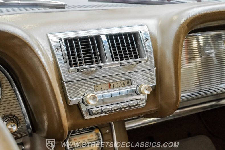 1960 Ford Thunderbird