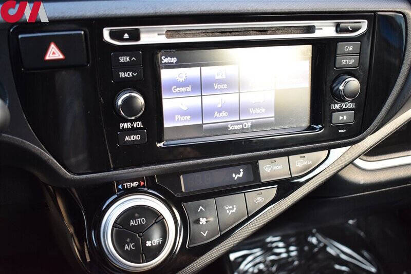 2017 Toyota Prius c One