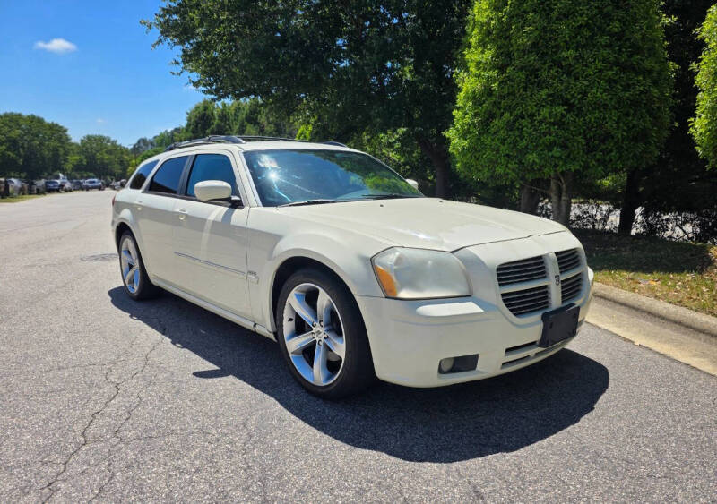 2005 Dodge Magnum RT