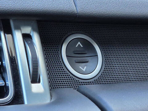 2020 Land Rover Range Rover P525 HSE