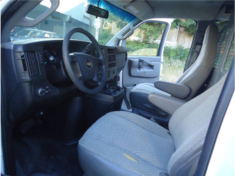 2016 Chevrolet Express 2500