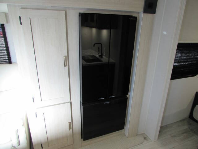 2025 Forest River AVENGER 25