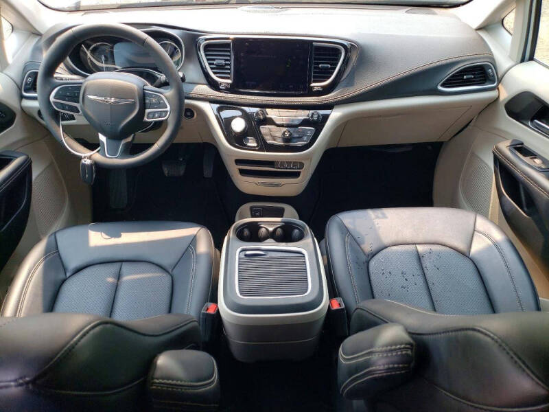 2024 Chrysler Pacifica Plug-In Hybrid