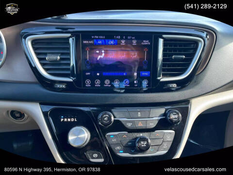 2017 Chrysler Pacifica Touring