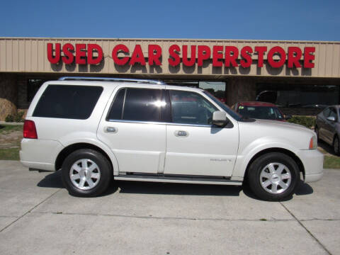2005 Lincoln Navigator for sale at Checkered Flag Auto Sales NORTH in Lakeland FL