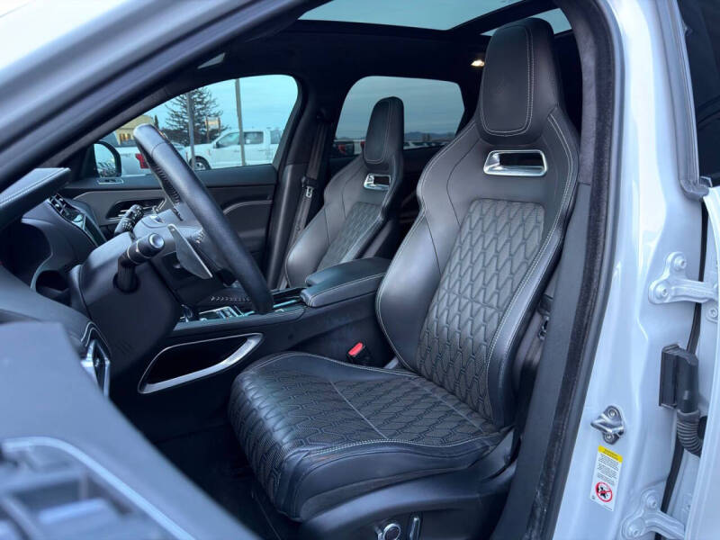 2020 Jaguar F-PACE SVR