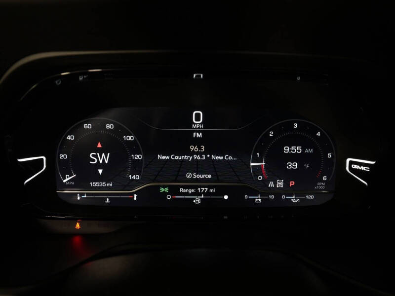 2023 GMC Yukon Denali