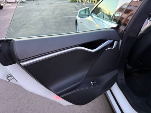 2014 Tesla Model S 85