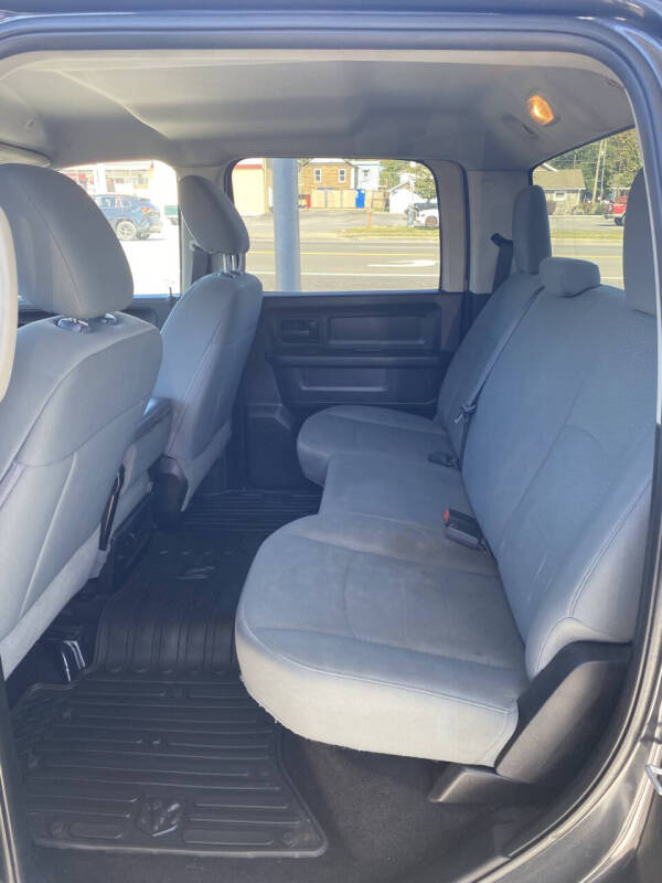 2017 RAM 1500 Express