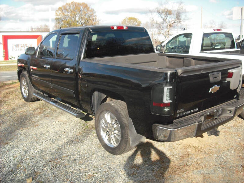 2010 Chevrolet Silverado 1500 LT photo 3