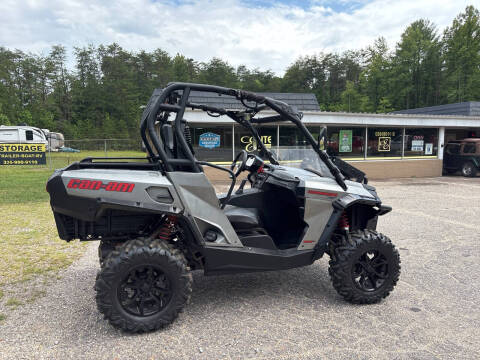 2017 Can-Am Commander XT