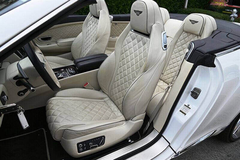 2017 Bentley Continental 35