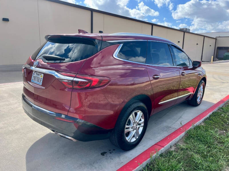 2020 Buick Enclave Essence