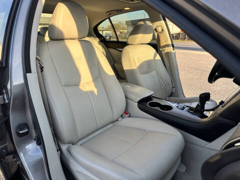 2014 Infiniti Q50 Premium