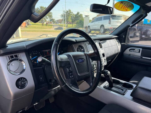 2017 Ford Expedition EL XLT
