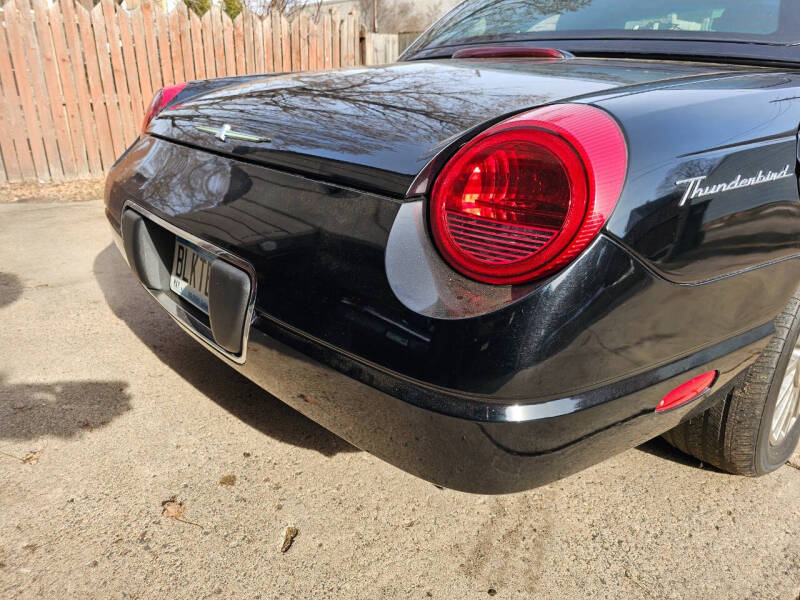 2005 Ford Thunderbird Deluxe