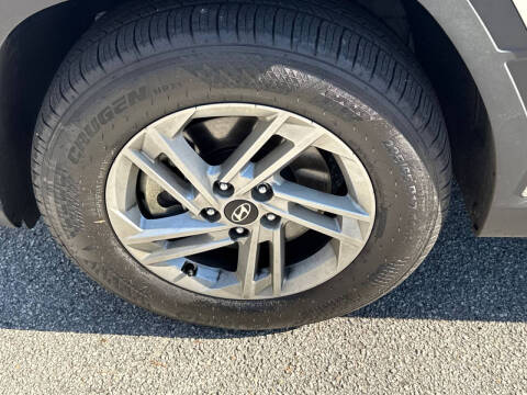 2025 Hyundai Tucson SE