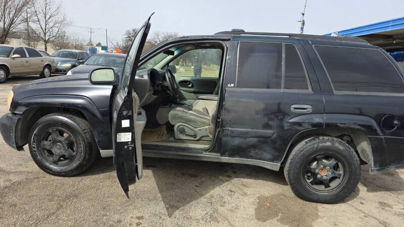 2002 Chevrolet TrailBlazer for sale at Dave-O Motor Co. in Haltom City TX