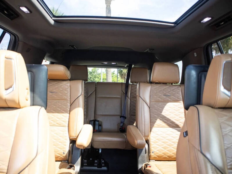 2021 Cadillac Escalade Sport
