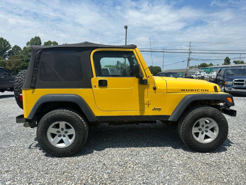 2004 Jeep Wrangler for sale at Twin D Auto Sales in Johnson City TN