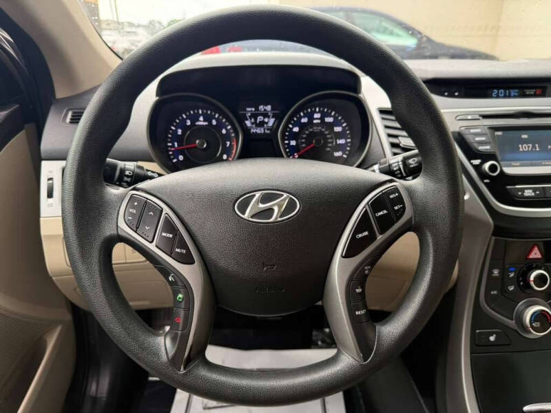 2014 Hyundai Elantra SE