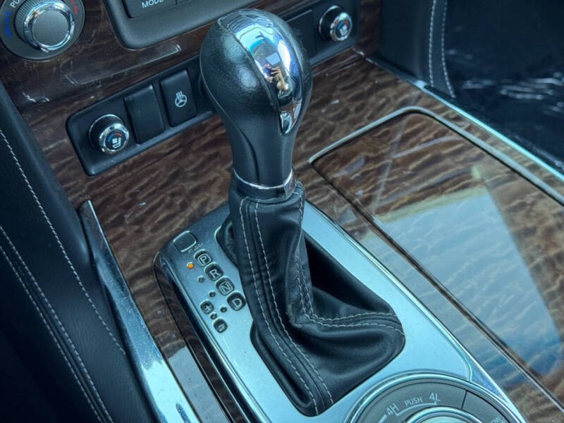 2017 Nissan Armada Platinum