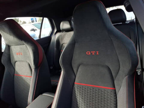 2026 Volkswagen Golf GTI SE