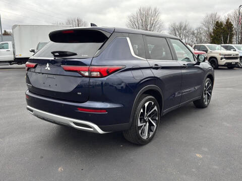 2022 Mitsubishi Outlander SE