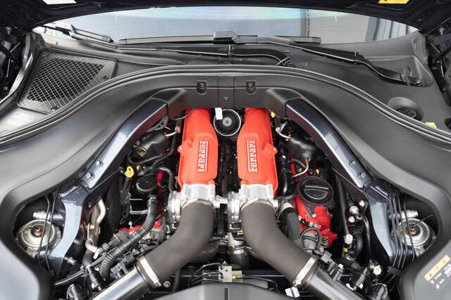 2021 Ferrari Roma 41