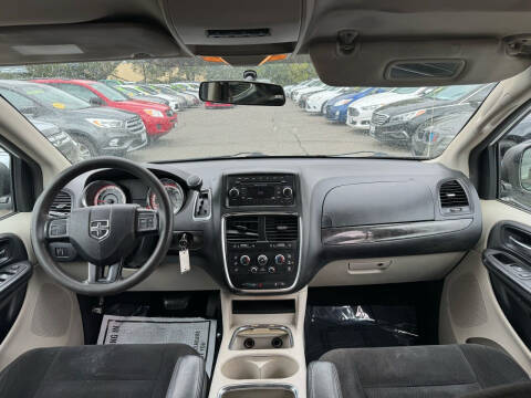 2016 Dodge Grand Caravan SXT Plus