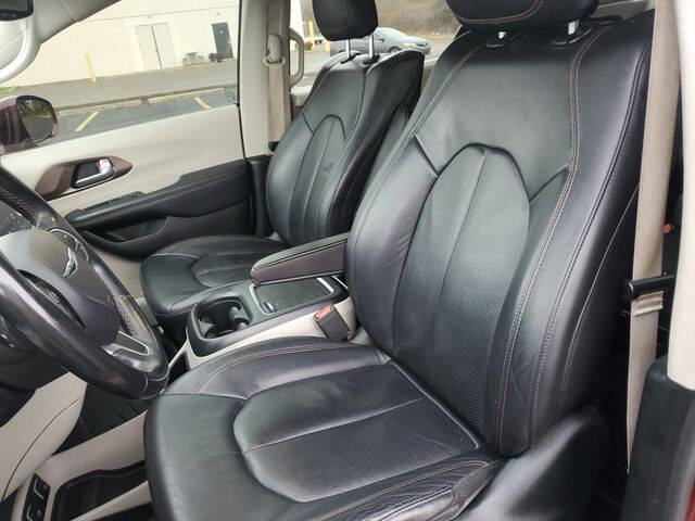 2018 Chrysler Pacifica Touring L Plus