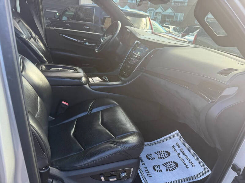 2015 Cadillac Escalade Platinum