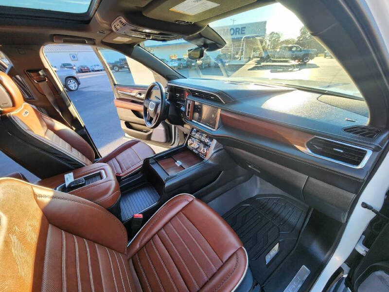 2023 GMC Yukon XL Denali Ultimate