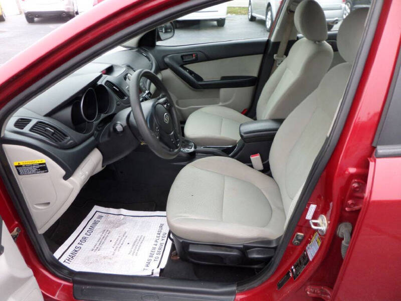 2012 Kia Forte EX photo 3