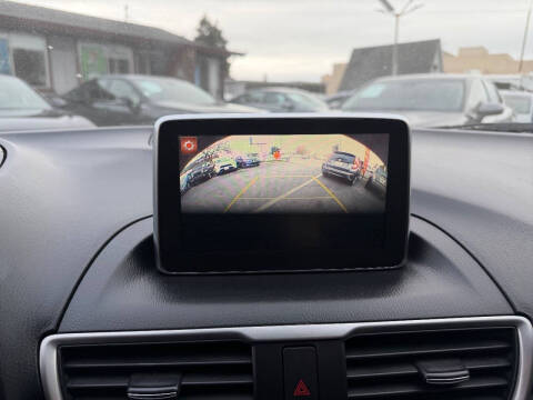 2016 Mazda MAZDA3 i Sport