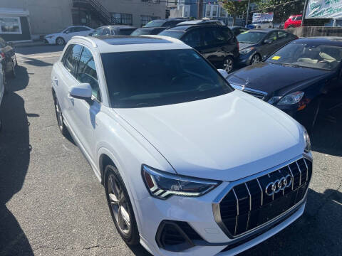 2019 Audi Q3 quattro S line Prem Plus 45 TFSI