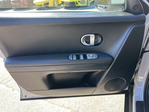 2024 Hyundai Ioniq 5 SE