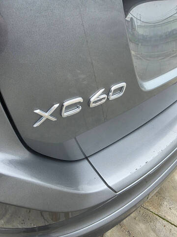 2016 Volvo XC60 T5 Drive-E Premier