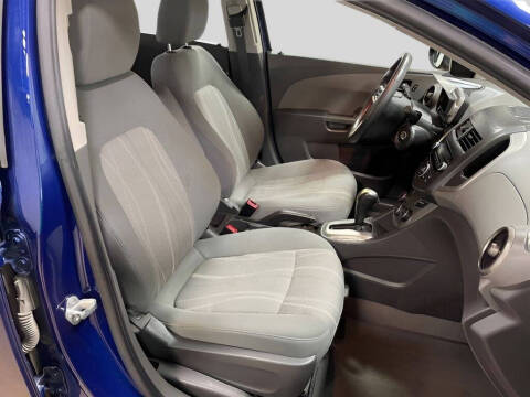 2014 Chevrolet Sonic LT Auto