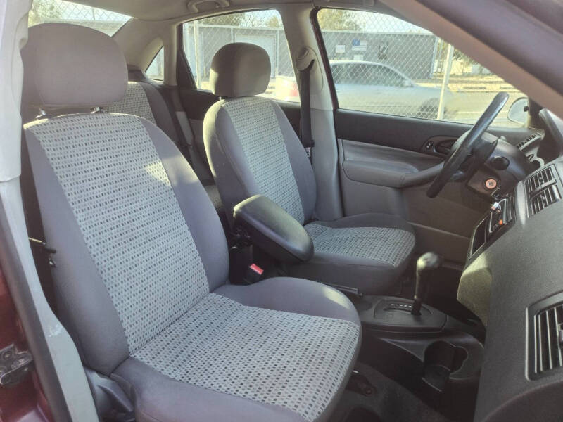 2007 Ford Focus ZX4 SE