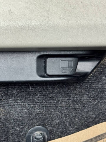 2012 Toyota Prius v Five