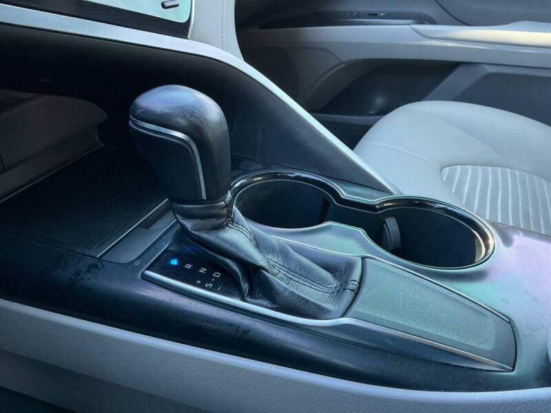 2018 Toyota Camry LE