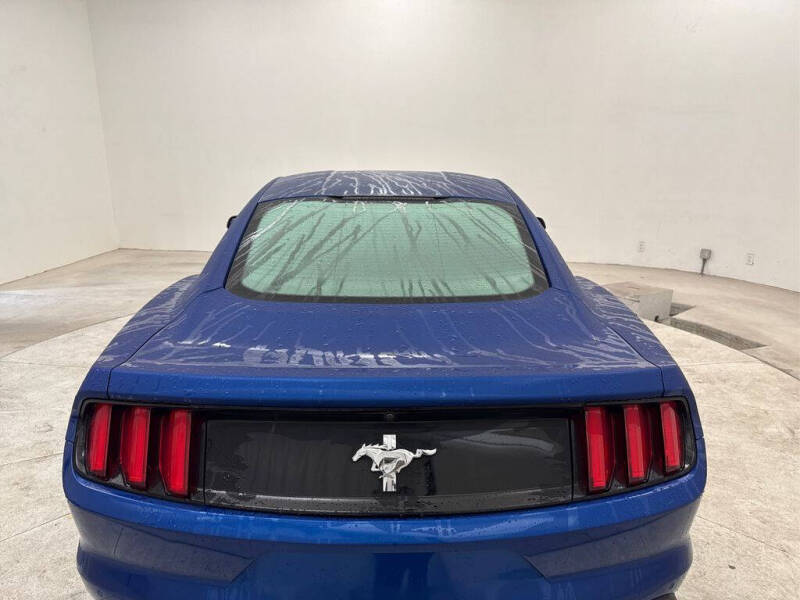 2017 Ford Mustang V6