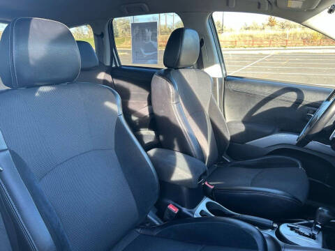 2010 Mitsubishi Outlander XLS